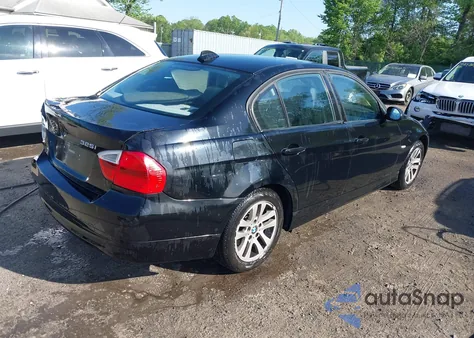 2006 BMW 325I z USA, uszkodzony, nr VIN WBAVB13556KR58090